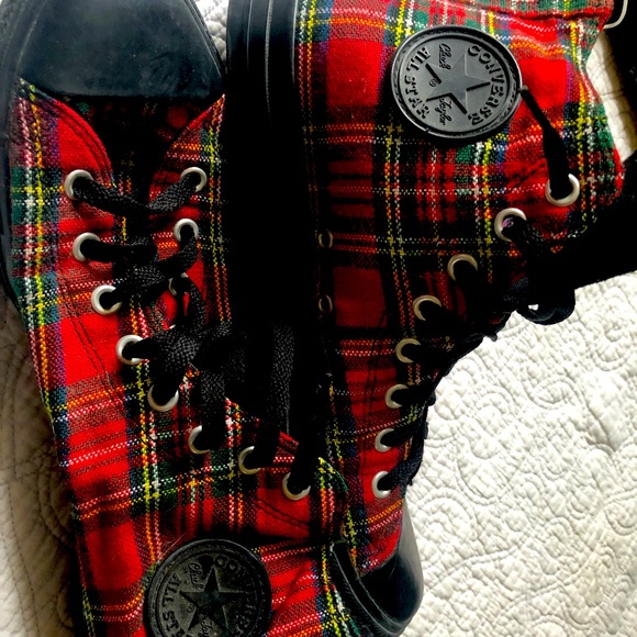 Super rare plaid Converse high tops